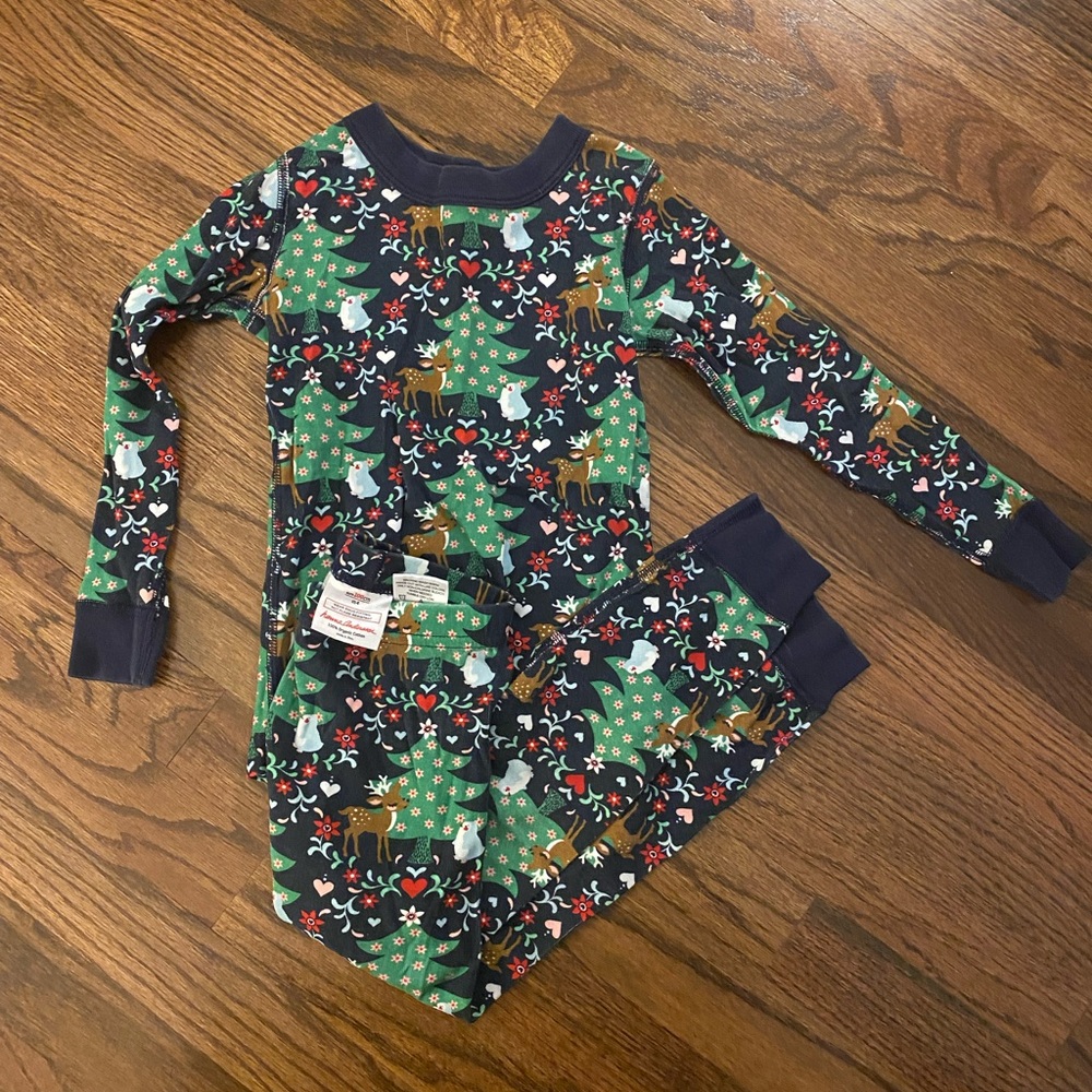 Hanna holiday jammies